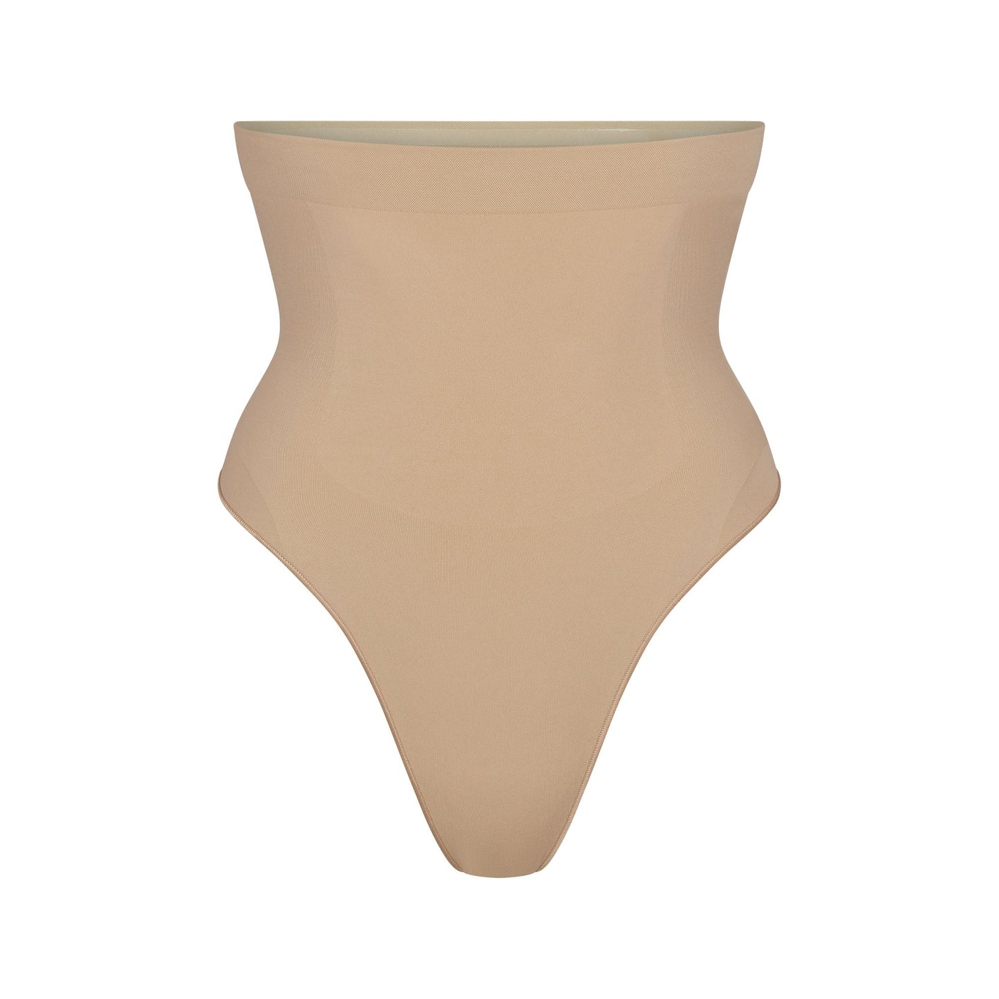String Gainant Taille Haute Sculptant
